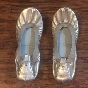 Yosi Samra Silver Flats